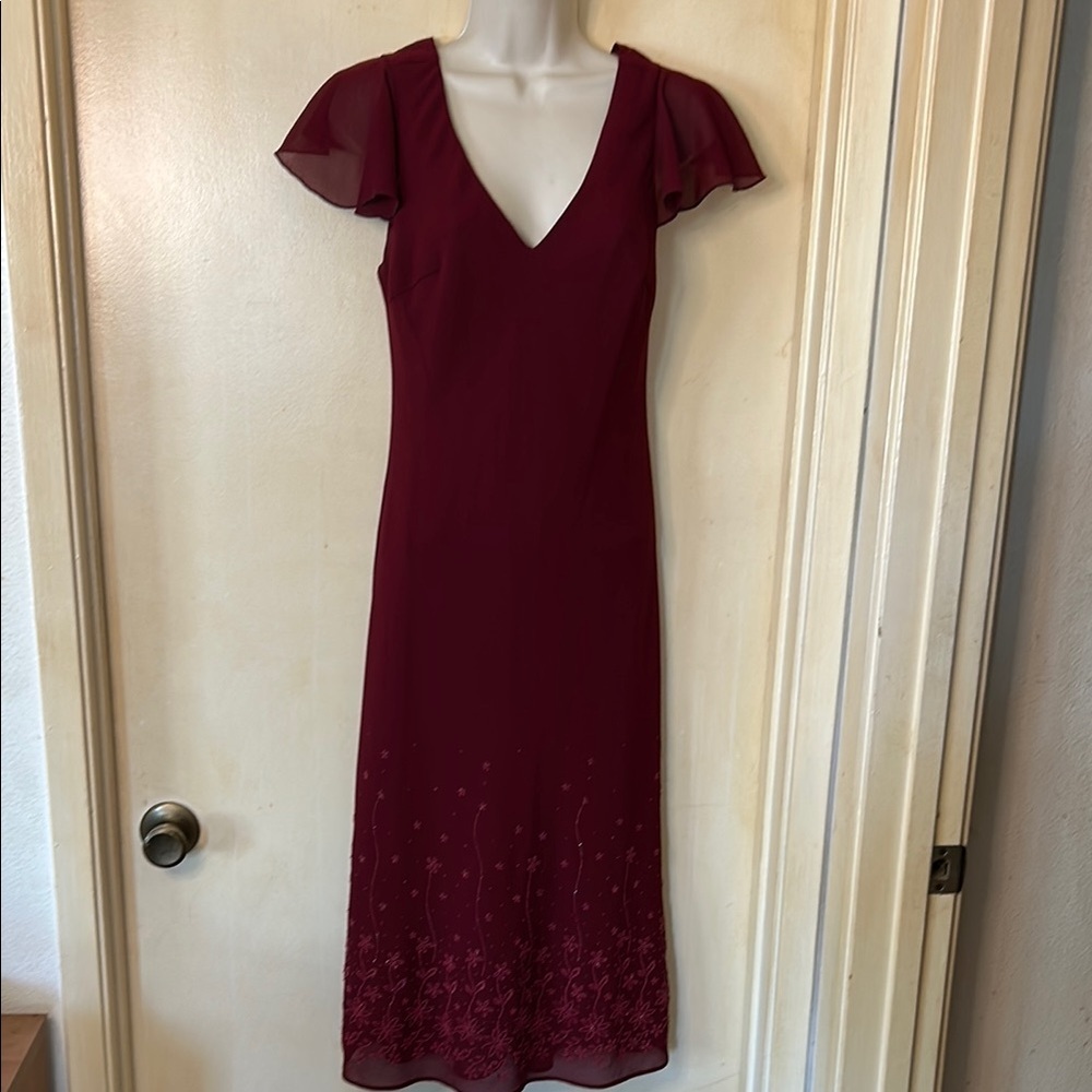 Veronica Burgundy Beaded Sheath  Dress with V-Neck and Flutter Cap Sleeves sz L